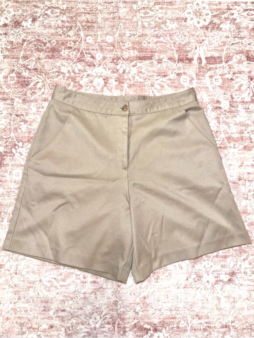 Vintage ⚜️ Lily’s Beverly Hills Tan High Waist Shorts - Picture 2 of 11